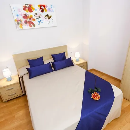 Posit Planet Costa Dorada Apartment *